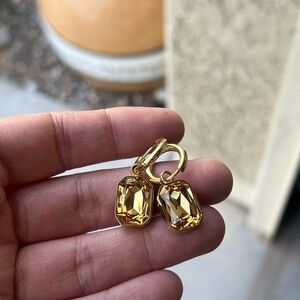 Elegant Gold Drop Earrings